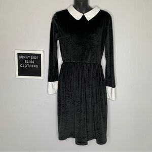 Spadehill Black Velvet Cosplay Dress White Collar Cuffs Medium Wednesday